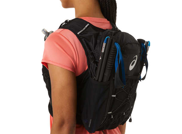 Asics Fujitrail Backpack 15L L Flott Løpesekk med inkl. vannflasker 