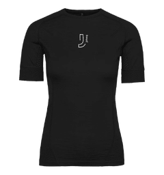 Johaug Dame Lithe Tech Ull Trøye En feminin, sporty t-skjorte i ull TBLCK