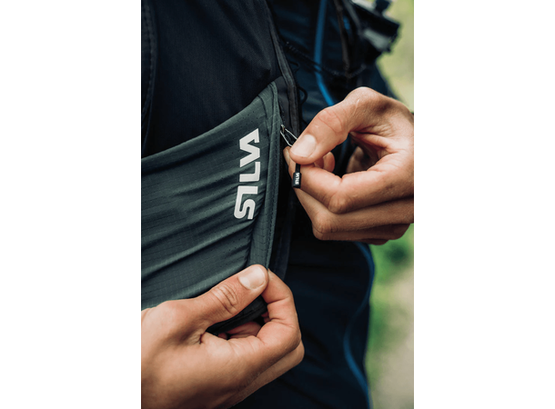 Silva Strive Fly Vest XS Silvas nyeste innovasjon innen løpevest 